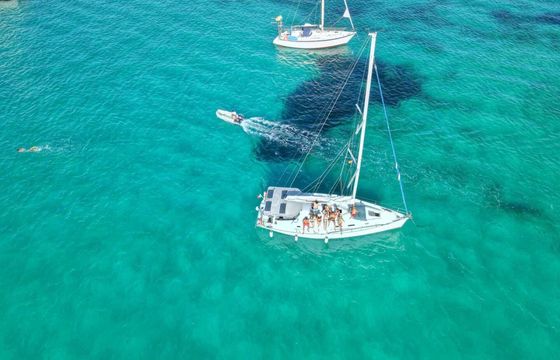 Sailboat Beneteau Cyclades 43.3 13.26m