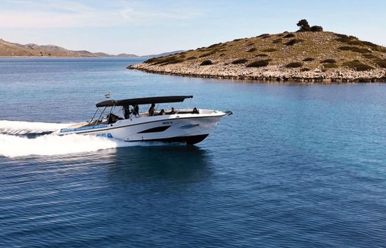 Motorboat Mercan yachting Excursion 36 420hp