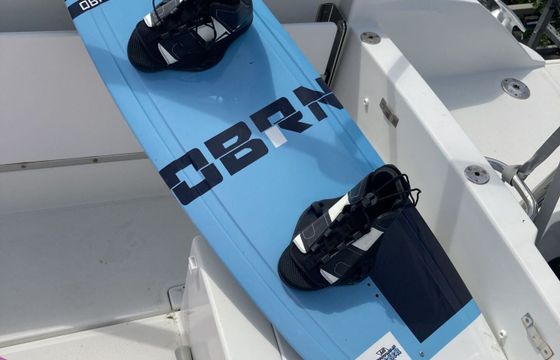 Motorboat Jeanneau Superbe Cap Camarat 7.5 open 225hp