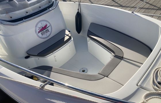 Motorboat Jeanneau Superbe Cap Camarat 7.5 open 225hp