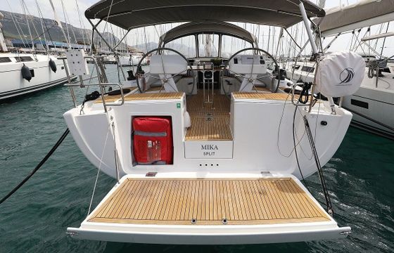 Sailboat HANSE 458 14.04m