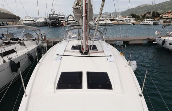 Sailboat HANSE 458 14.04m