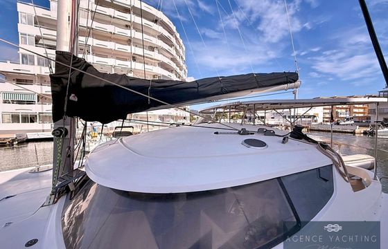 Catamaran Fountaine Pajot Lavezzi 40 12.55m