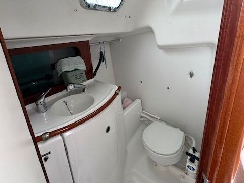 Sailboat Beneteau First 31.7 9m
