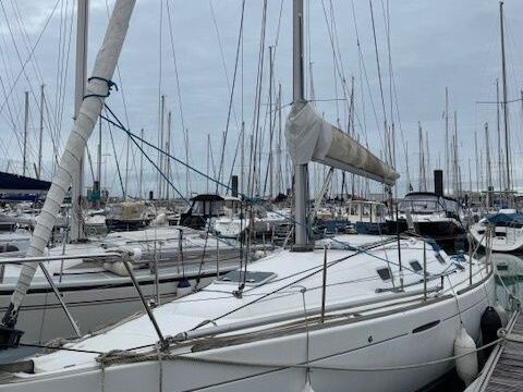 Sailboat Beneteau First 31.7 9m