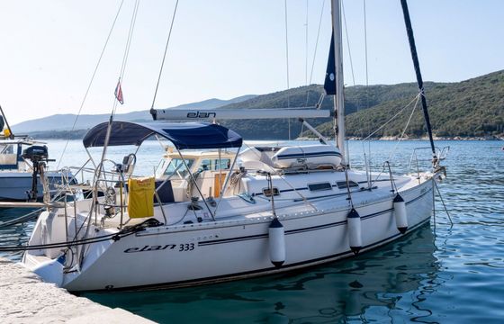 Sailboat Elan 333 10.45m