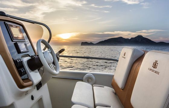 Motorboat Capoforte CX240 250hp