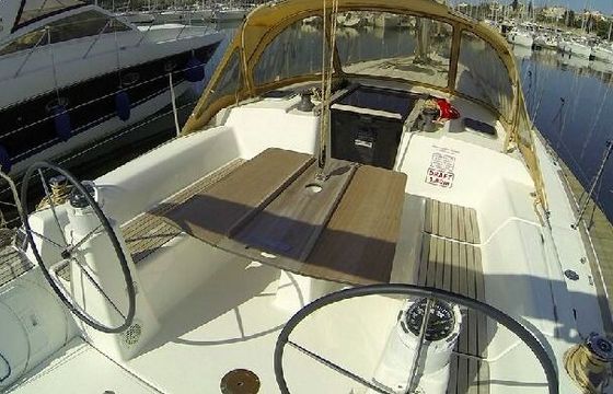 Sailboat DUFOUR 335 Grand Large 10m