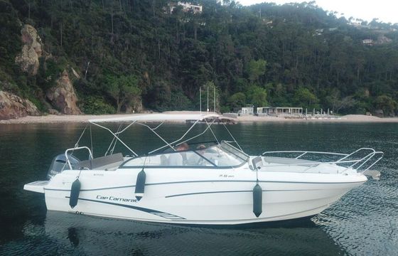 Motorboat Jeanneau Cap Camarat 7.5 br2 300hp