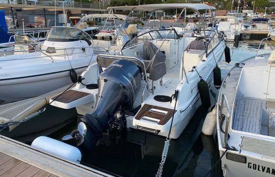 Motorboat Jeanneau Cap Camarat 7.5 br2 300hp