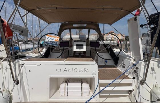 Sailboat 3 DUFOUR 390 - M A (3D/2C/0P) 11m