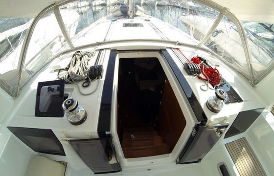 Sailboat BENETEAU OCEANIS 45 13.85m