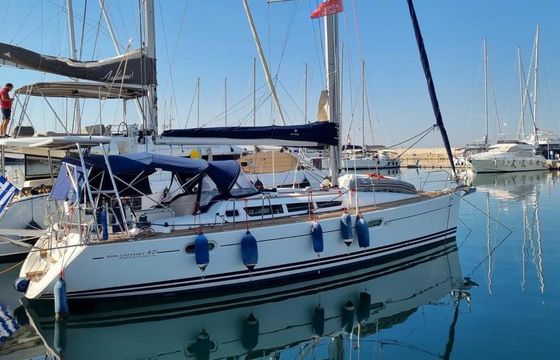 Sailboat Jeanneau Sun Odyssey 42i Performance 12m
