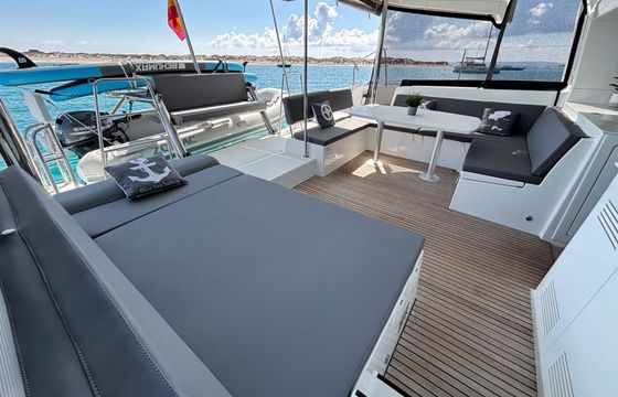 Catamaran Lagoon 450 F 14m