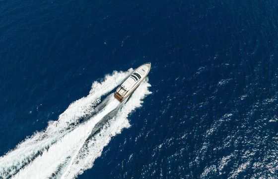 Motor yacht Jaguar 76 3000hp