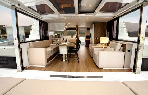 Catamaran Catana Group Bali 4.4 - 4 + 1 cab. 13m