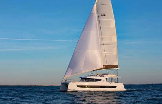 Catamaran Catana Group Bali 4.4 - 4 + 1 cab. 13m