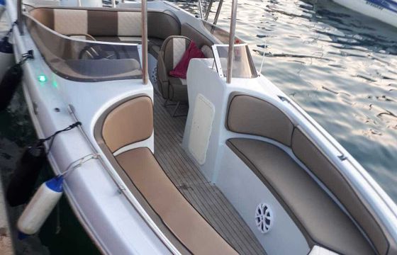 Motorboat Tullio Abbate 200hp