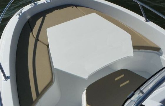 Boat without licence  JEANNEAU CAP CAMARAT 5.1 6hp