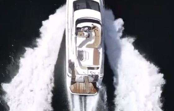Motor yacht Azimut 52 Fly 1320hp
