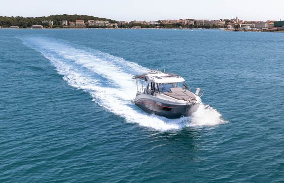 Motorboat Beneteau Antares 9 400hp