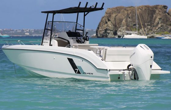 Motorboat Beneteau Flyer 7 200hp