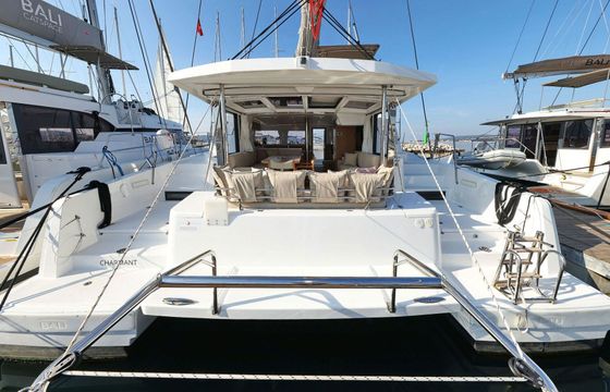 Catamaran Catana Group Bali 4.2 - 4 + 1 cab. 12m