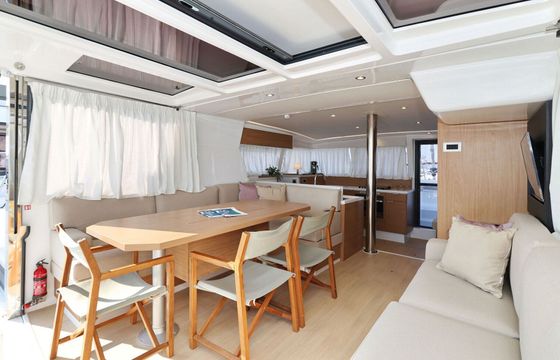 Catamaran Catana Group Bali 4.2 - 4 + 1 cab. 12m
