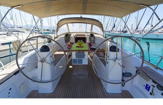 Sailboat Bavaria 40 12m