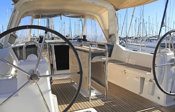 Sailboat Beneteau Oceanis 41.1 11.99m