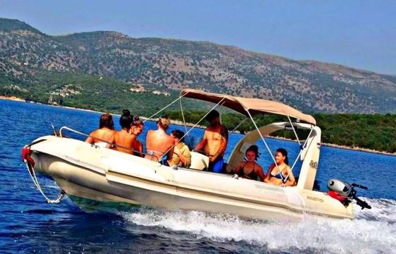 Motorboat KAVOS PRIVATE BOATS 150hp
