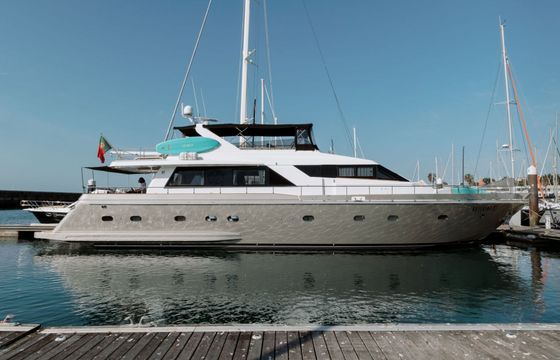 Motorboat Falcon 82 1500hp