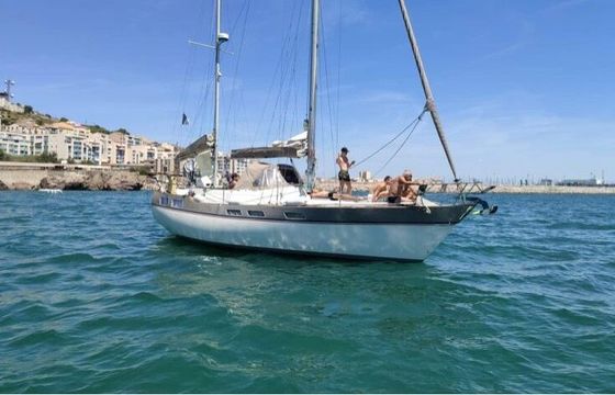 Sailboat Wauquiez Amphora 12m