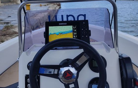 Boat without licence  Yamaha Compass 160e 40hp