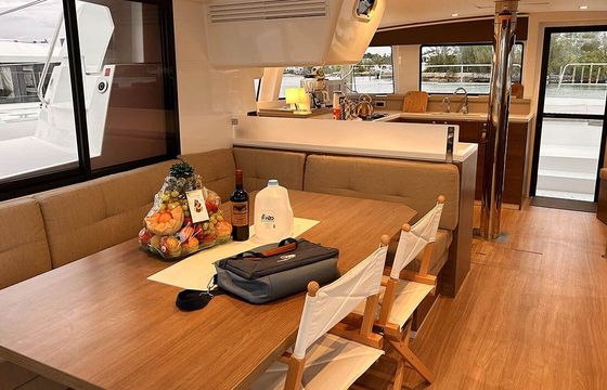 Catamaran Catana Group Bali 4.4 - 4 + 1 cab. 13.75m