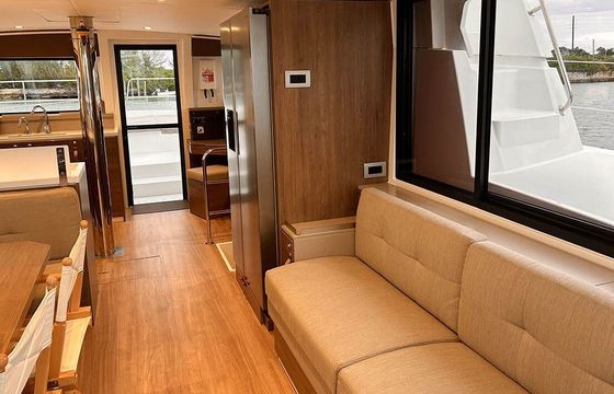 Catamaran Catana Group Bali 4.4 - 4 + 1 cab. 13.75m