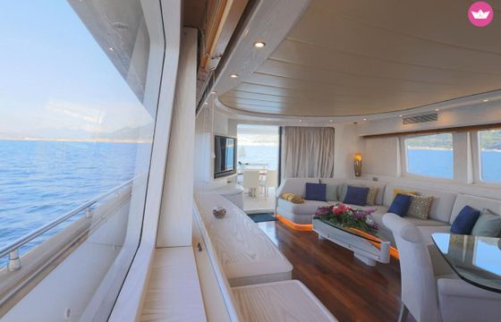 Motor yacht Maiora yacht Maiora 24 s 640hp
