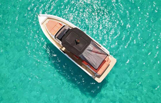 Motorboat DE ANTONIO YACHTS D32 600hp
