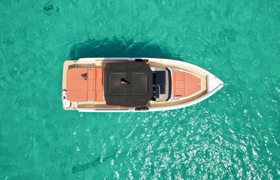Motorboat DE ANTONIO YACHTS D32 600hp