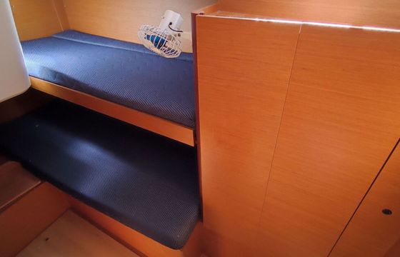 Sailboat Jeanneau Sun Loft 47 - 6 + 1 cab. 14m