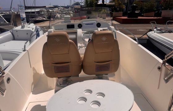 Motorboat Jeanneau Cap Camarat 7.5 225hp