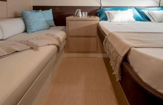 Motorboat Solaris 44 open 870hp