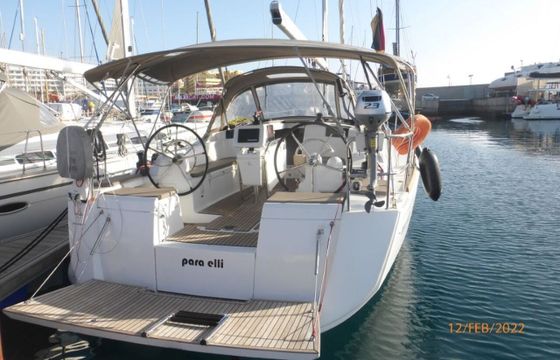 Sailboat Jeanneau Sun Odyssey 419 12m