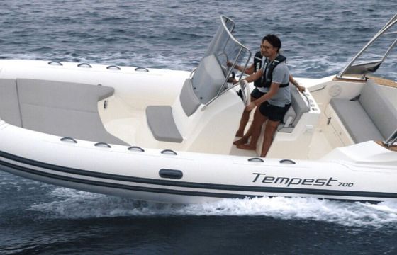 RIB Capelli Capelli Tempest 700 200hp