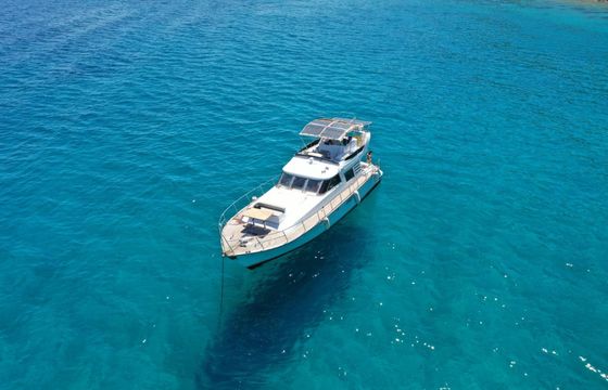 Motor yacht Gurmeyat with Jacuzzi 150hp