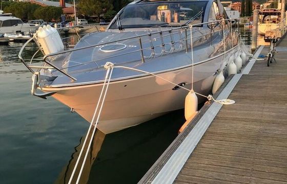 Motorboat Mirakul 40 Hardtop 520hp