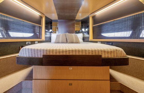 Motor yacht Baia Italia 70 3650hp