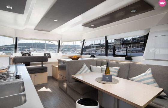 Catamaran Fountaine Pajot Fountaine Pajot MY 37 11m