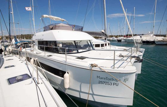 Catamaran Fountaine Pajot Fountaine Pajot MY 37 11m