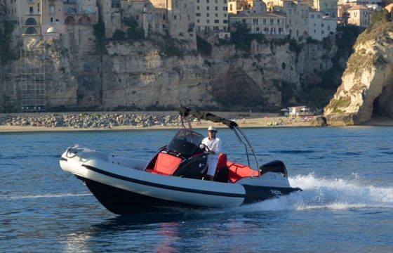 RIB PRUA AL VENTO THOR 8 250hp